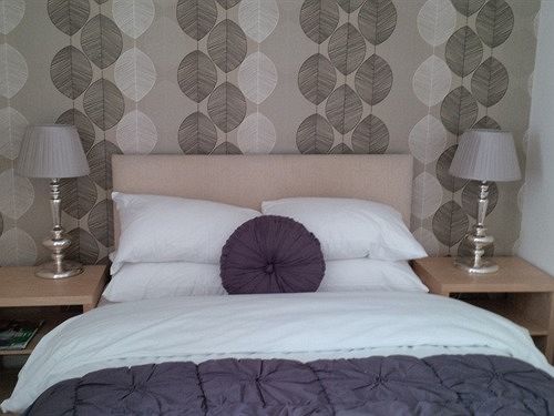 The Crown And Cushion Hotel Windsor Exterior foto